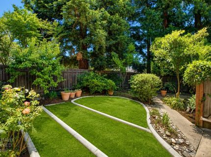 5 Latham Ln, Sacramento, CA 95864 Photo