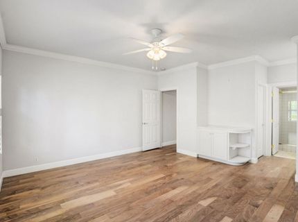 5 Latham Ln, Sacramento, CA 95864 Photo
