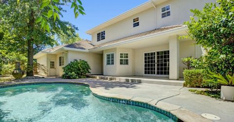 5 Latham Ln, Sacramento, CA 95864 Photo