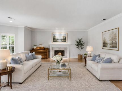 5 Latham Ln, Sacramento, CA 95864 Photo
