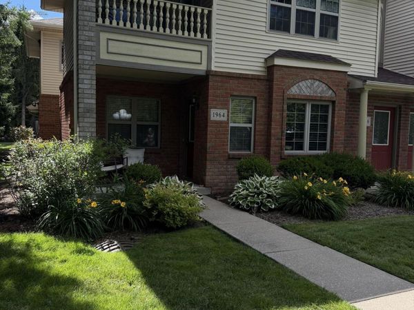 1964 Devinci Drive, Toledo, OH 43615