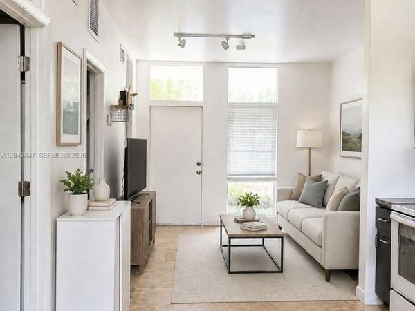 428 NW 82nd Ter, Unit 426, Miami, FL 33150