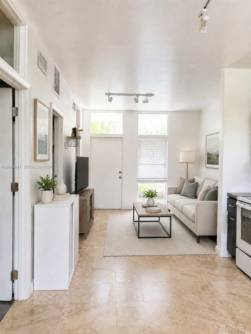 428 NW 82nd Ter, Unit 426, Miami, FL 33150 Photo
