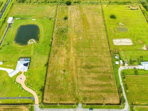 4 Sneed Road, Fort Pierce, FL 34945