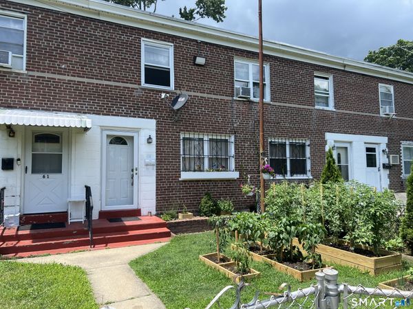 63 Court A, Bld 18, Bridgeport, CT 06610