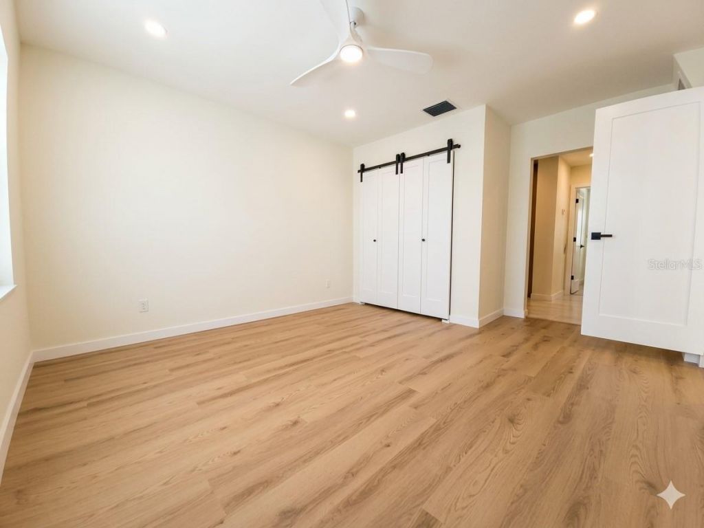 8120 7th Street N, Saint Petersburg, FL 33702 Photo