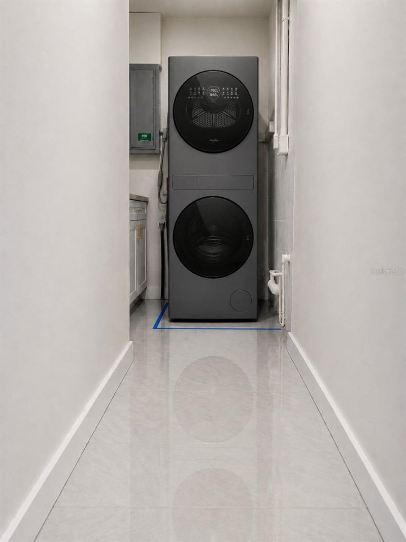 8120 7th Street N, Saint Petersburg, FL 33702 Photo
