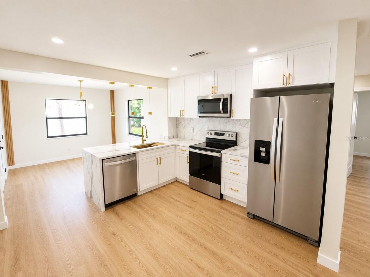 8120 7th Street N, Saint Petersburg, FL 33702 Photo