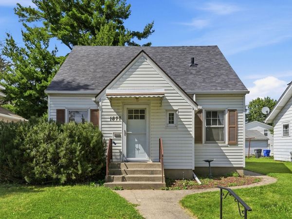1877 Lacrosse Avenue, Saint Paul, MN 55119