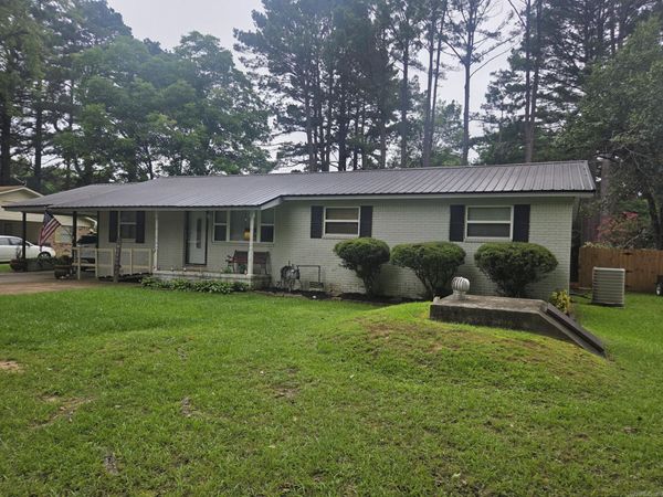 606 King Street, Searcy, AR 72143