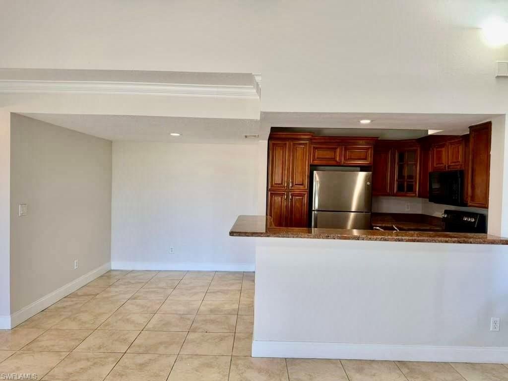 169 Santa Clara Dr, Unit 11, Naples, FL 34104 Photo