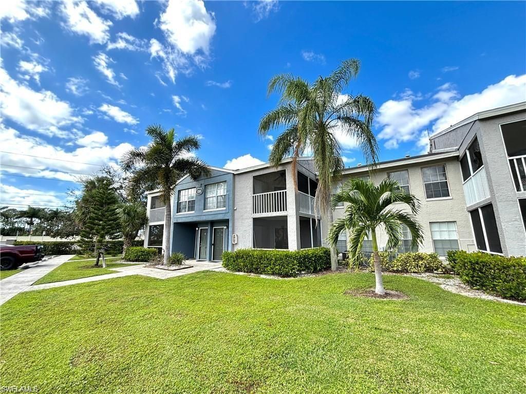 169 Santa Clara Dr, Unit 11, Naples, FL 34104 Photo