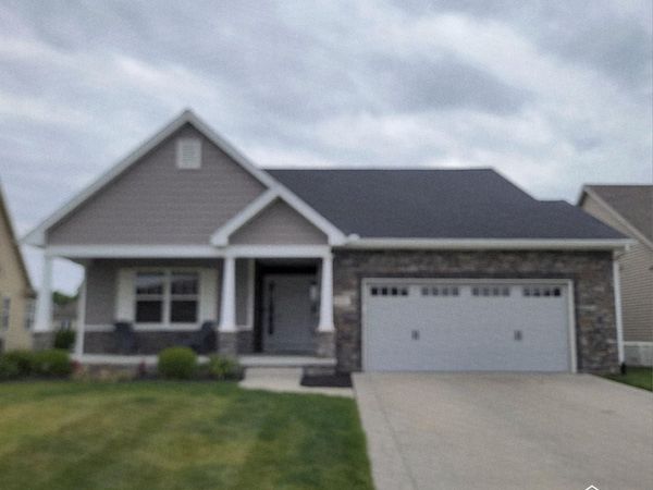 6751 W Summer Breeze Drive, Lambertville, MI 48144