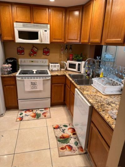 6575 W Oakland Park Boulevard, Unit 417, Lauderhill, FL 33313 Photo