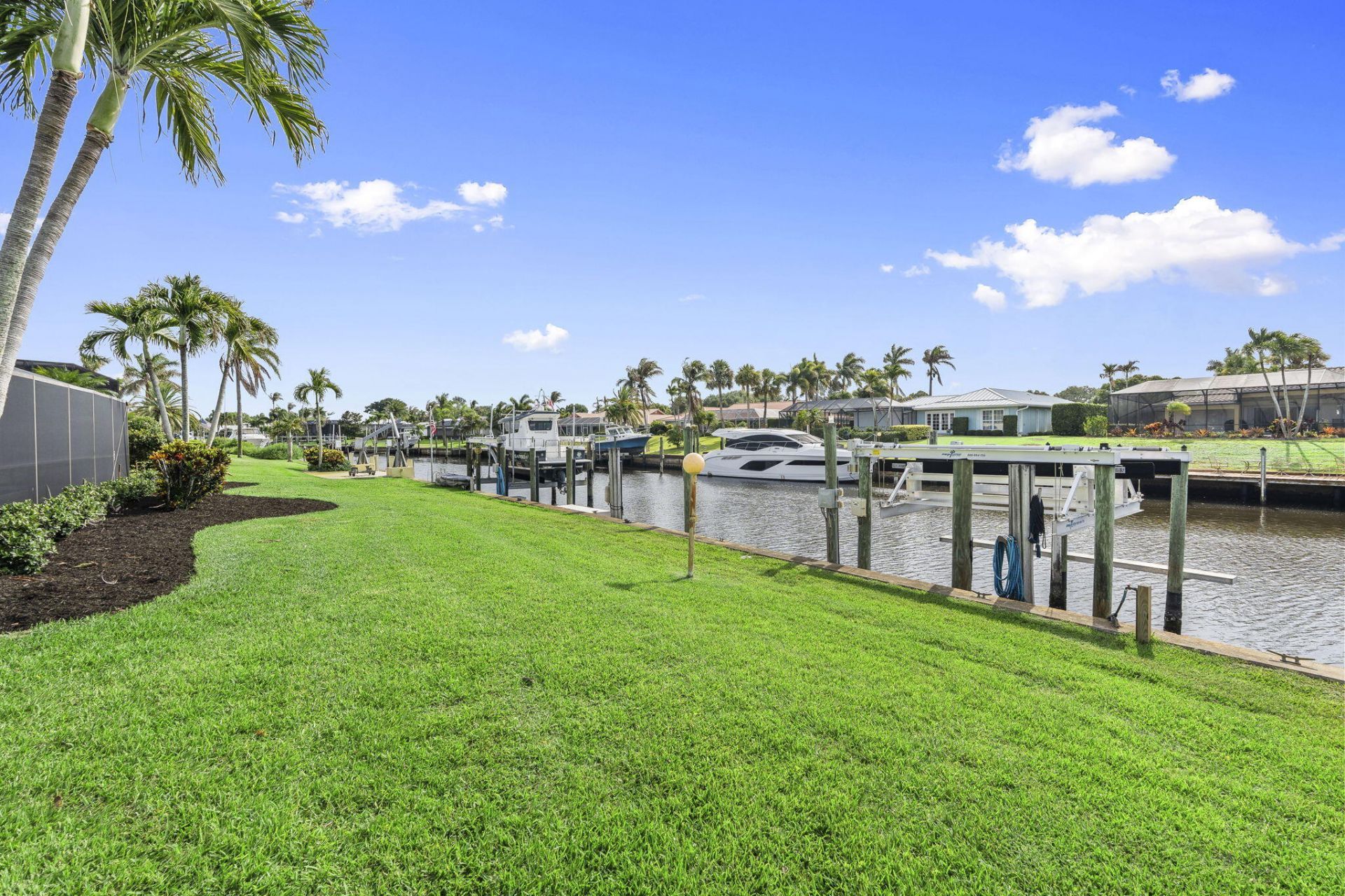 3374 SE Fairway E, Stuart, FL 34997 Photo