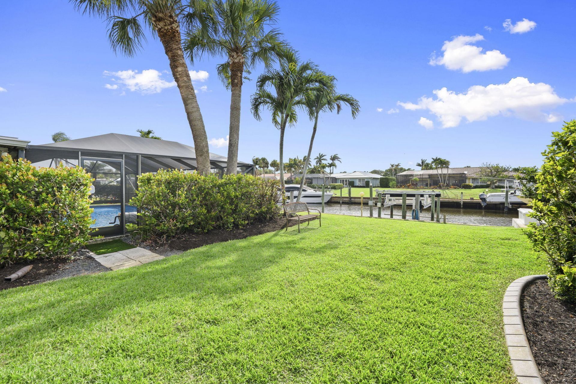 3374 SE Fairway E, Stuart, FL 34997 Photo
