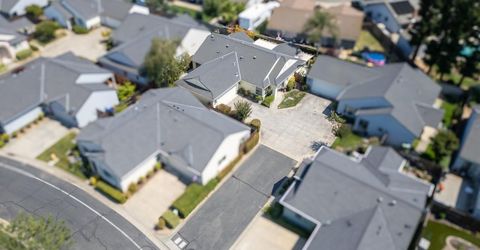 596 Village Dr, Galt, CA 95632 Photo