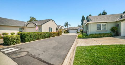 596 Village Dr, Galt, CA 95632 Photo
