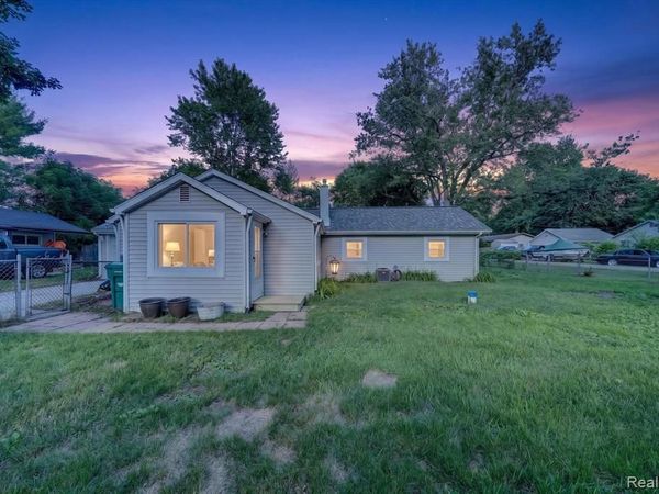 9110 Grove Drive, Northfield Twp, MI 48189