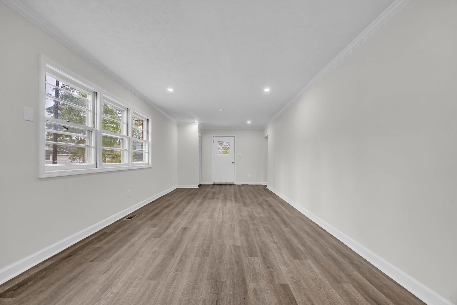 504 Danner Dr.  Photo 14