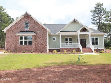 110 Lawrence Overlook, Seven Lakes, NC 27376
