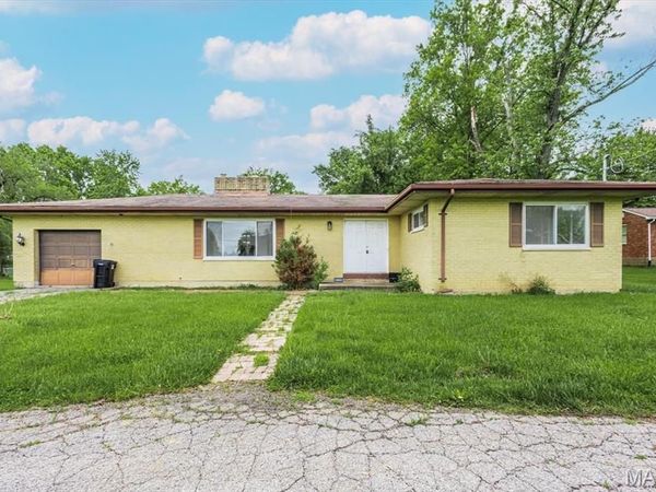 4540 Butler Hill Road , St Louis, MO 63128