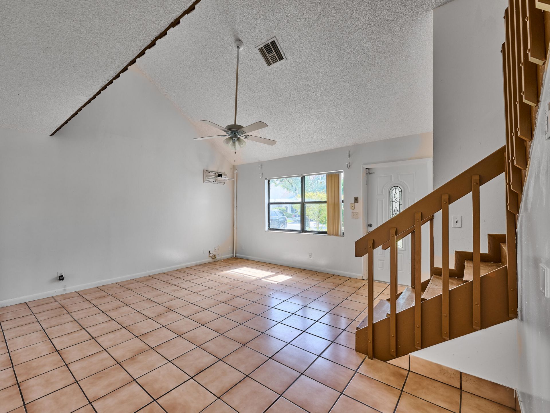 57 Peachtree Place, Boynton Beach, FL 33436 Photo