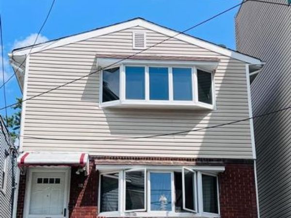 10 Roosevelt Terrace, IRVINGTON, NJ 07111
