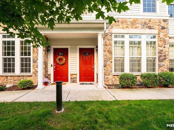 26 Dahlia Lane 413, Unit 413, GARFIELD, NJ 07026