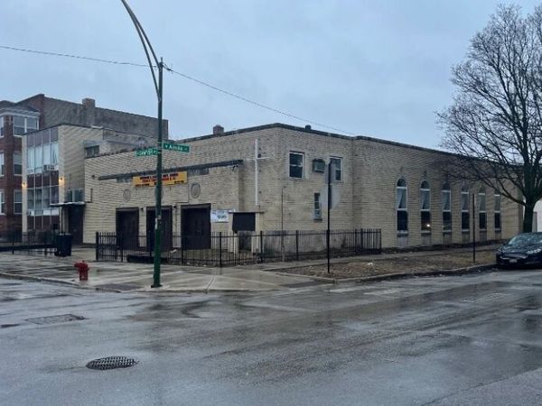 4854 N Sawyer Avenue , Chicago, IL 60625