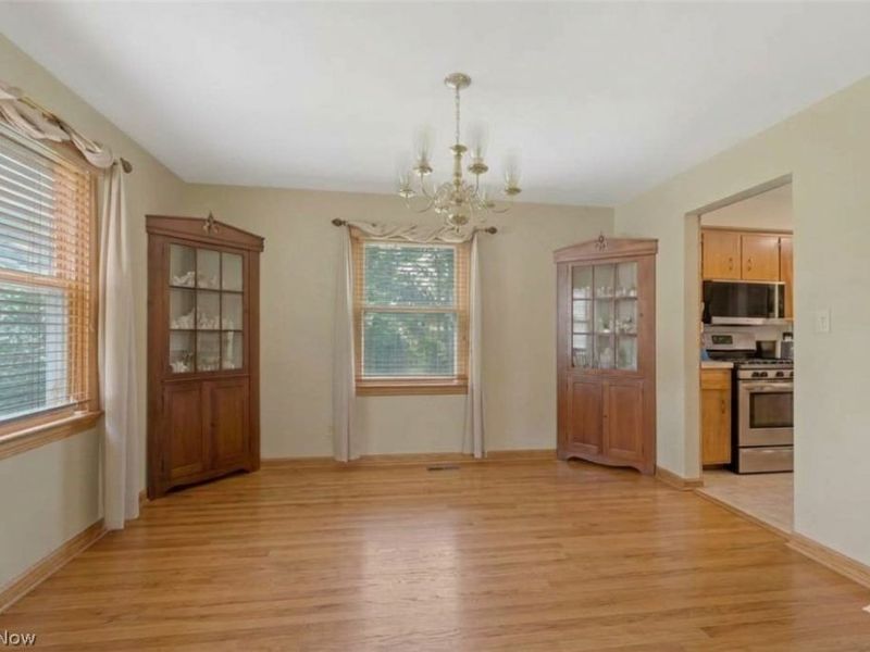 680 Forest Ridge Drive, Youngstown, OH 44512 Photo 13