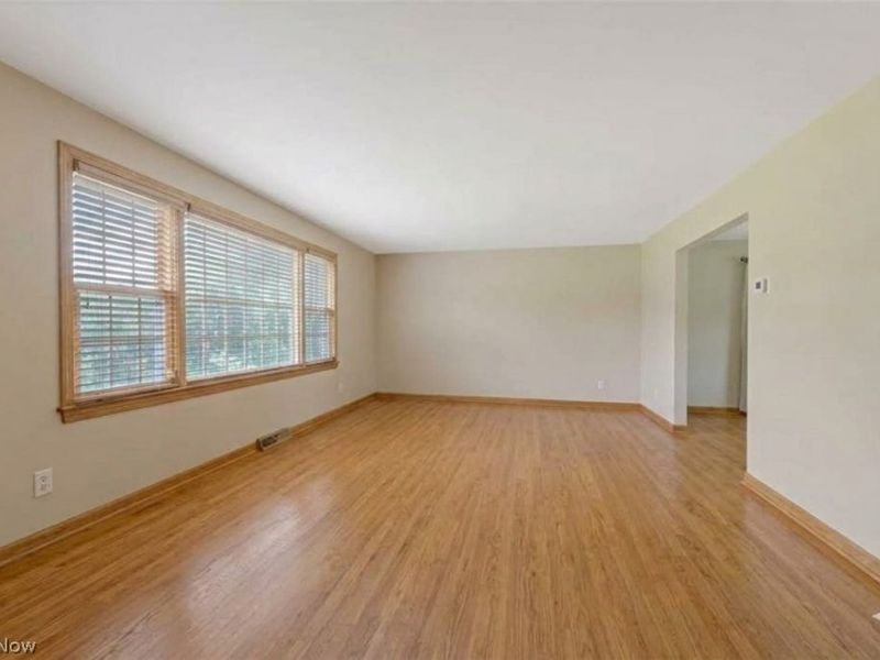 680 Forest Ridge Drive, Youngstown, OH 44512 Photo 18