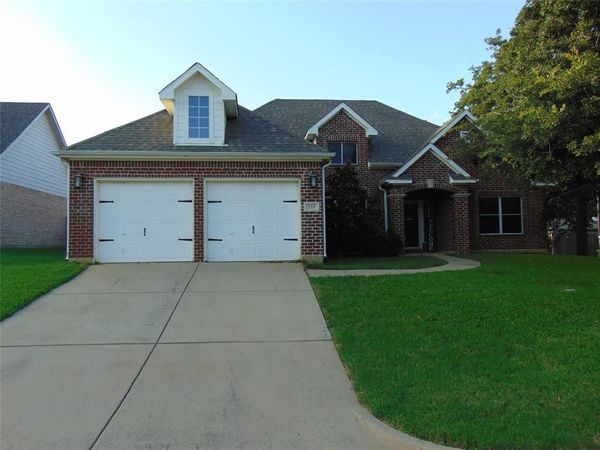 533 Mattie Lane , Lake Dallas, TX 75065