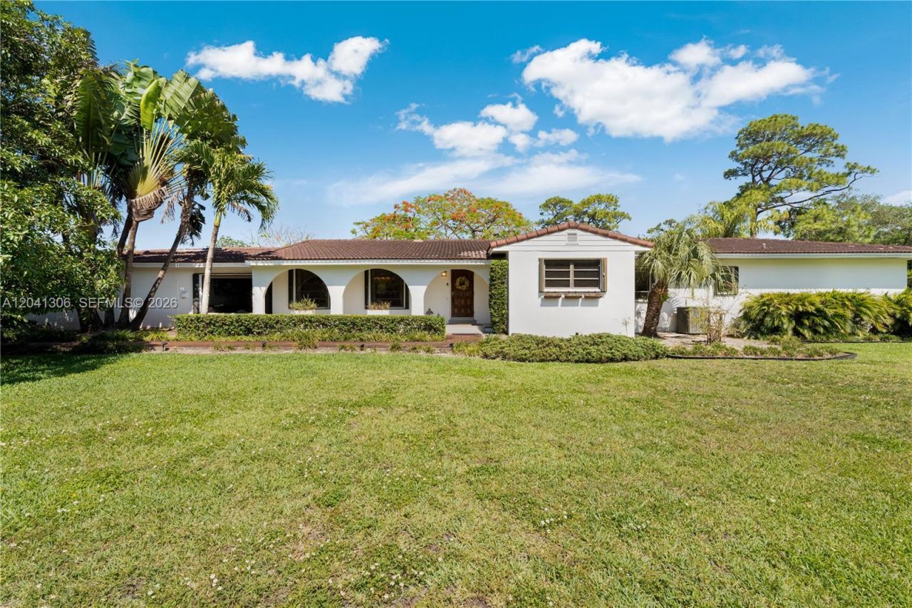 8480 SW 66th St , Miami, FL 33143 Photo