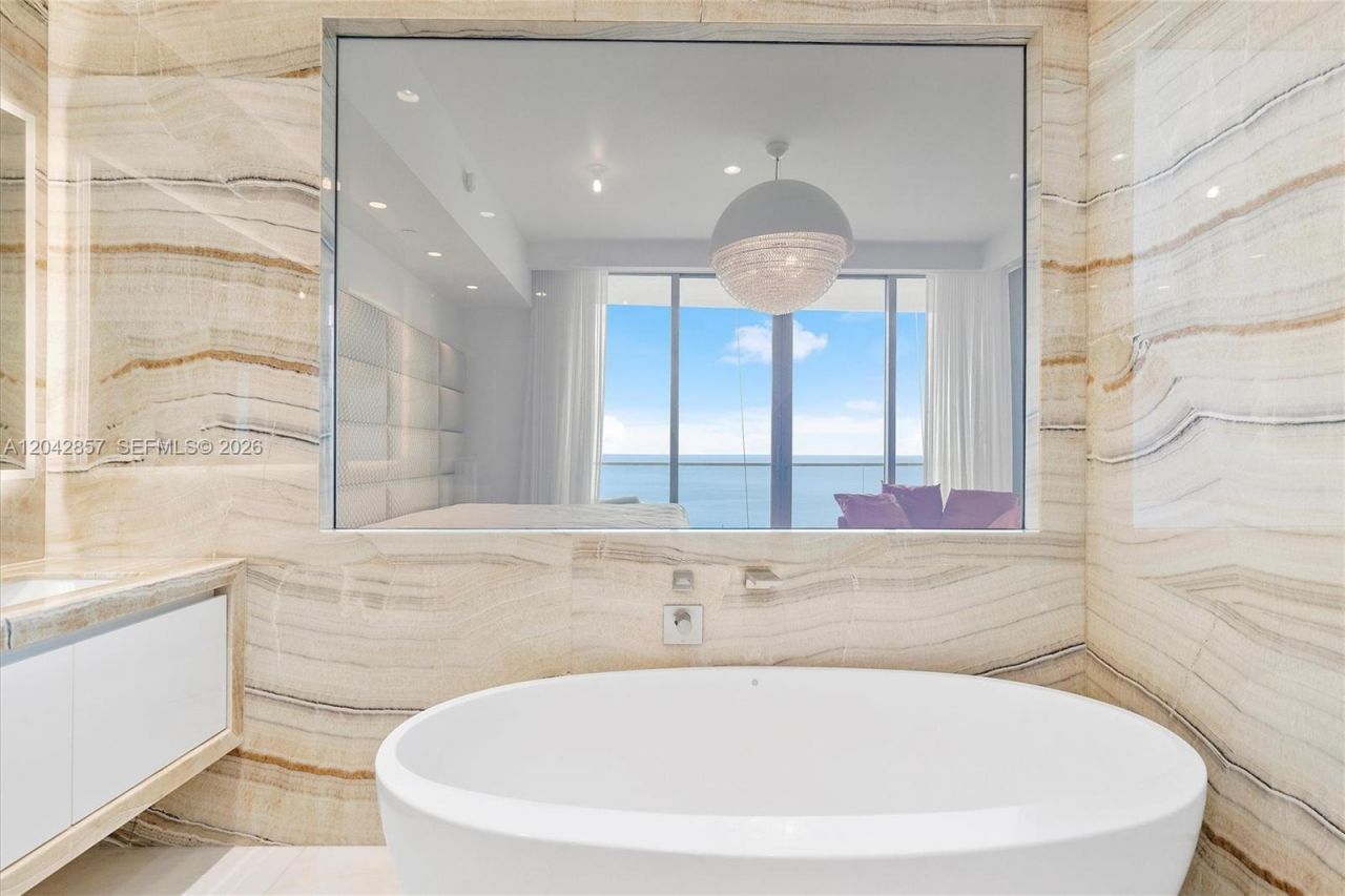 17901 Collins Avenue, Unit 902, Sunny Isles Beach, FL 33160 Photo
