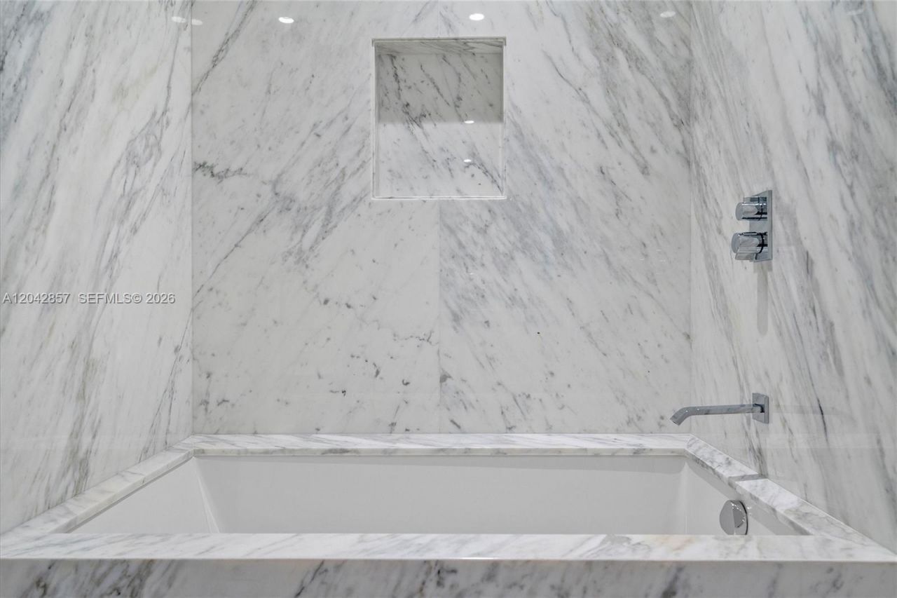 17901 Collins Avenue, Unit 902, Sunny Isles Beach, FL 33160 Photo