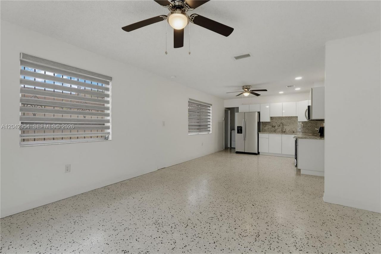 4296 NW 2nd Ter , Unit 4296, Miami, FL 33126 Photo