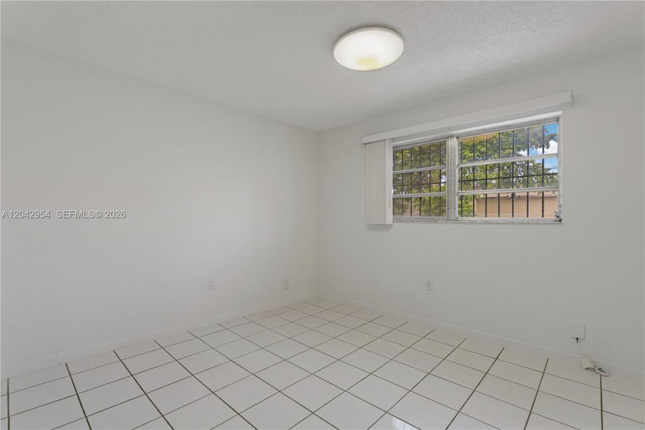 4296 NW 2nd Ter , Unit 4296, Miami, FL 33126 Photo