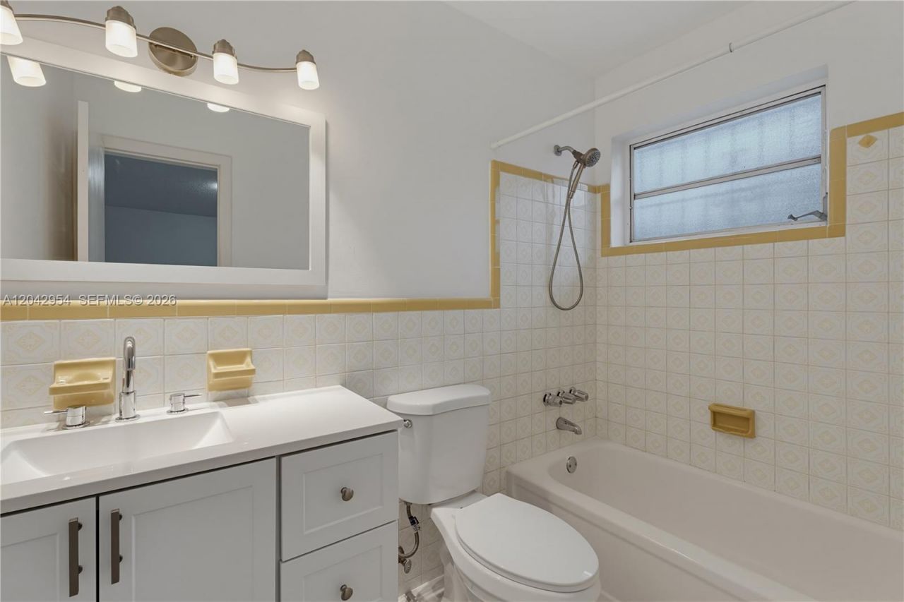 4296 NW 2nd Ter , Unit 4296, Miami, FL 33126 Photo