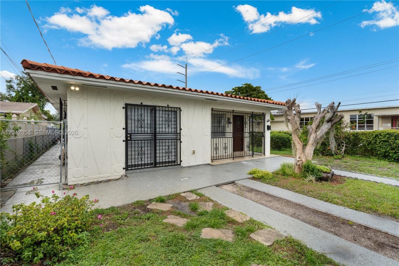 4296 NW 2nd Ter , Unit 4296, Miami, FL 33126 Photo