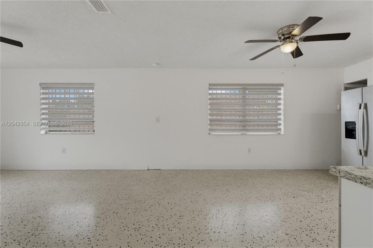 4296 NW 2nd Ter , Unit 4296, Miami, FL 33126 Photo