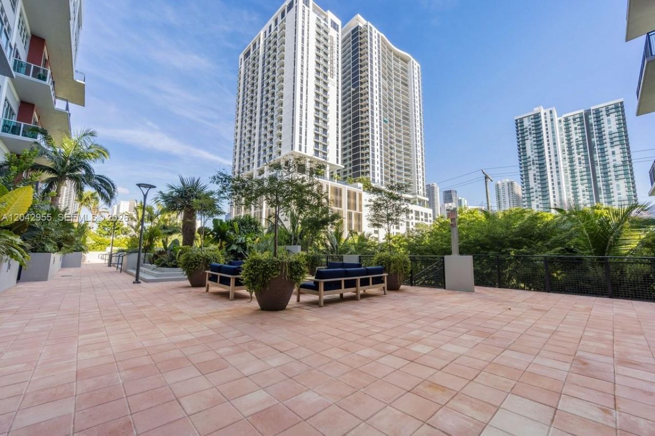 1749 NE Miami Ct , Unit 507, Miami, FL 33132 Photo