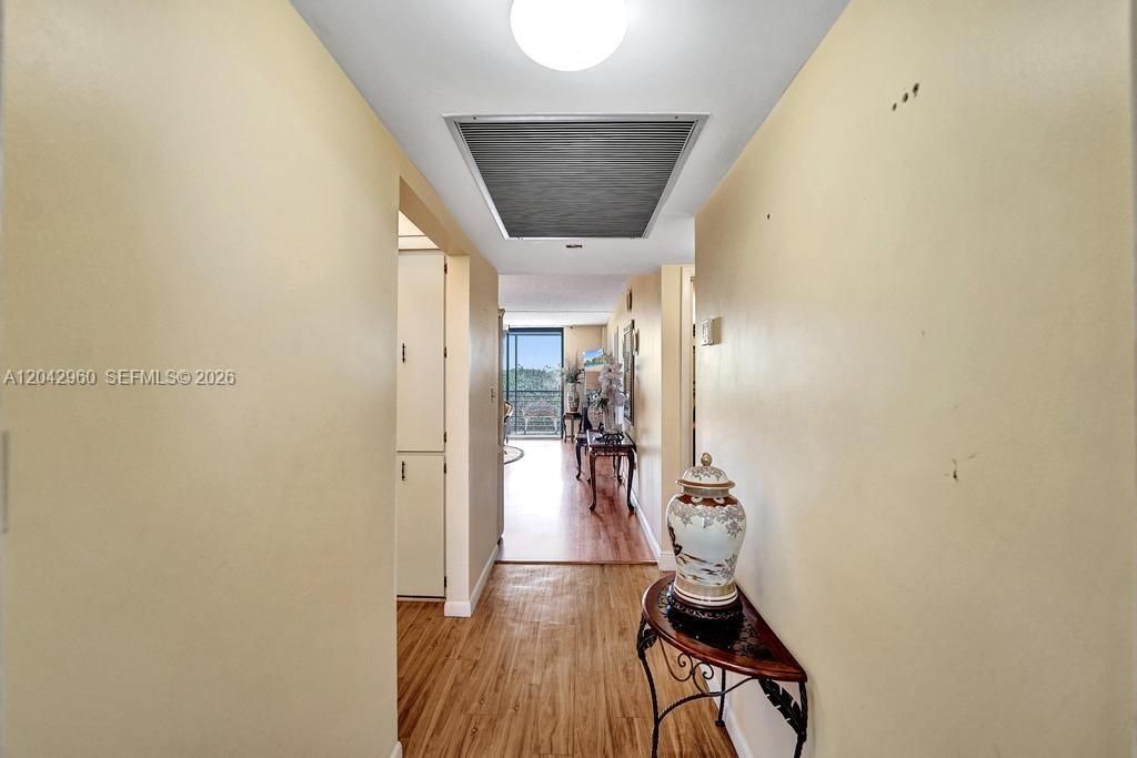 1000 Colony Point Cir, Unit 422, Pembroke Pines, FL 33026 Photo