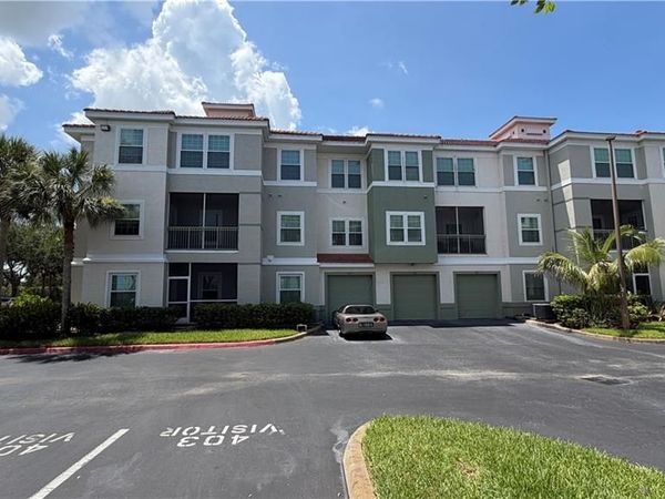 23500 Walden Center DR, Unit 210, ESTERO, FL 34134
