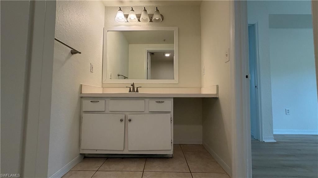 23500 Walden Center Dr, Unit 210, Estero, FL 34134 Photo