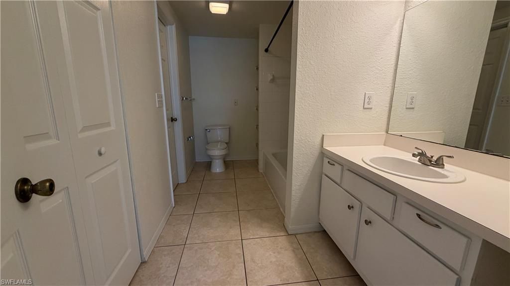 23500 Walden Center Dr, Unit 210, Estero, FL 34134 Photo