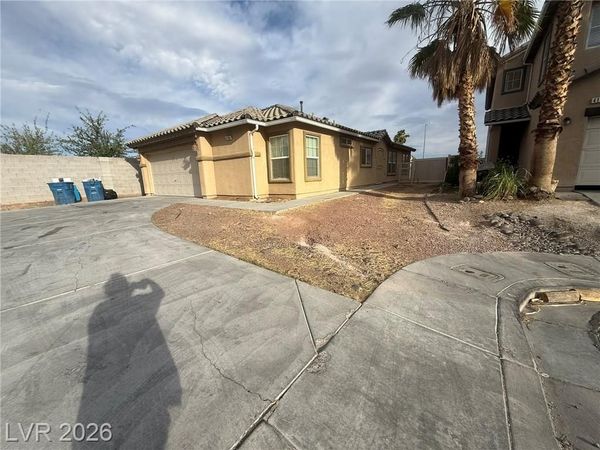 4199 Pohickery Court, Las Vegas, NV 89115