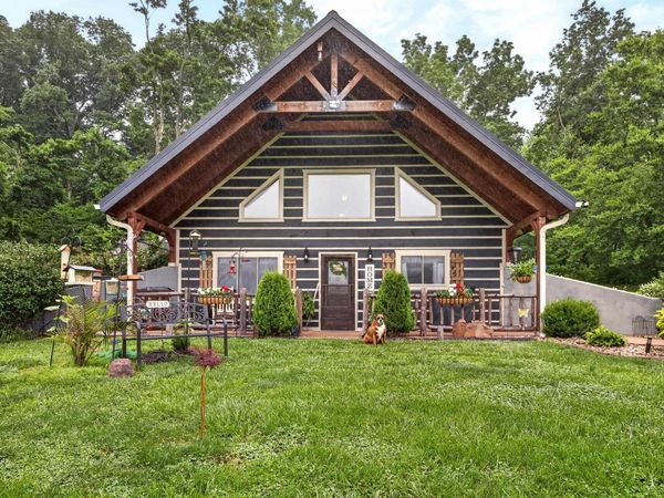 2443 Mangus Road, Poland, IN 47868