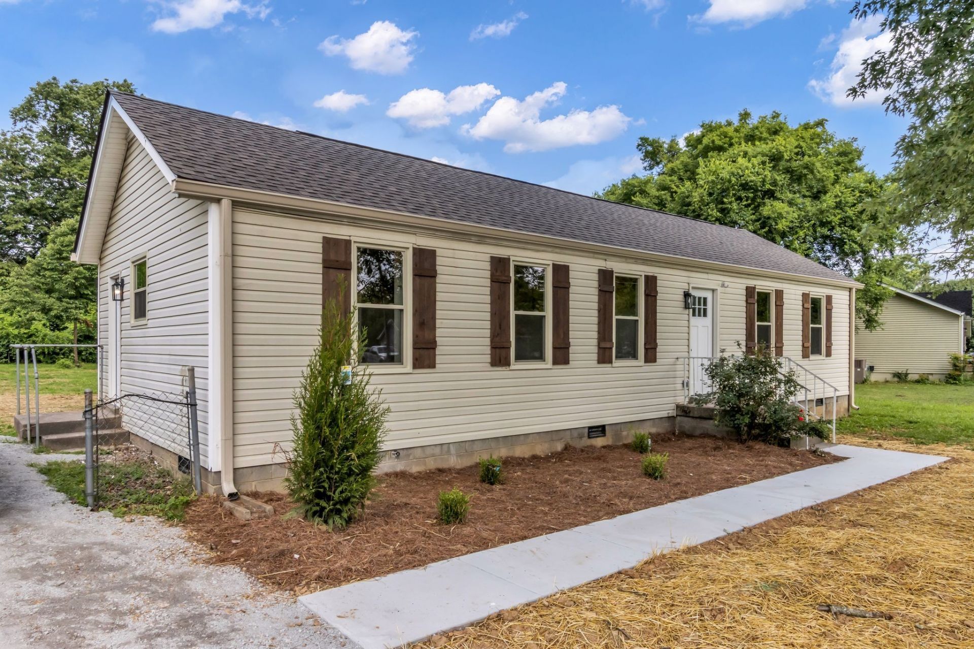 443 Meadowlark Dr, Smyrna, TN 37167 Main Photo