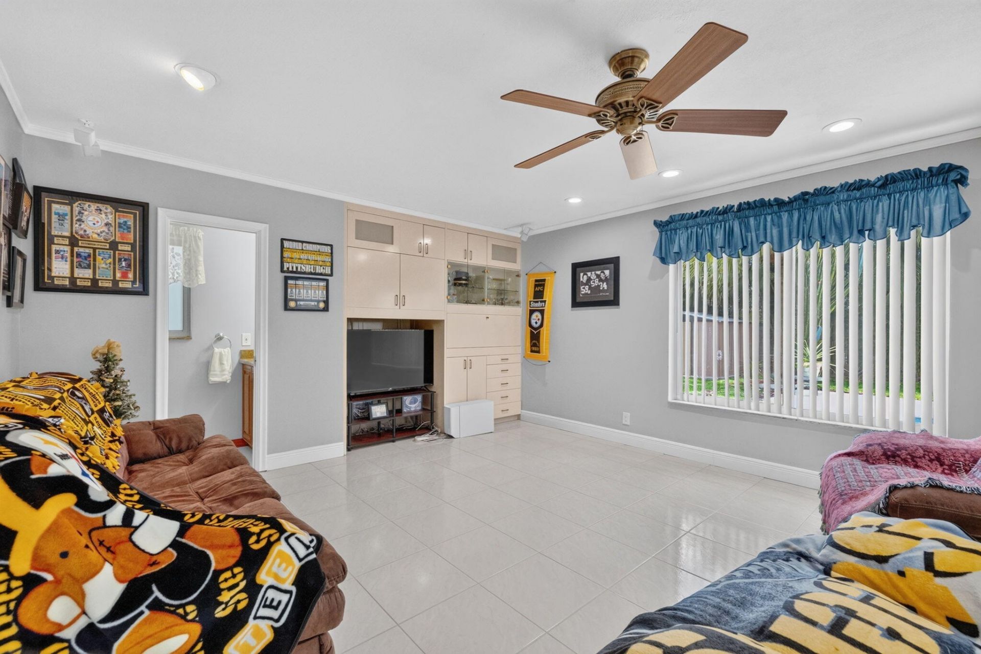 1940 SW 73rd Avenue, Plantation, FL 33317 Photo